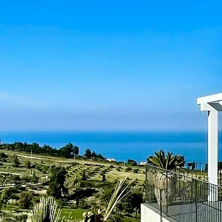 Sea View With Panoramic Pool Near Scopello Prázdninový dům Castellammare del Golfo